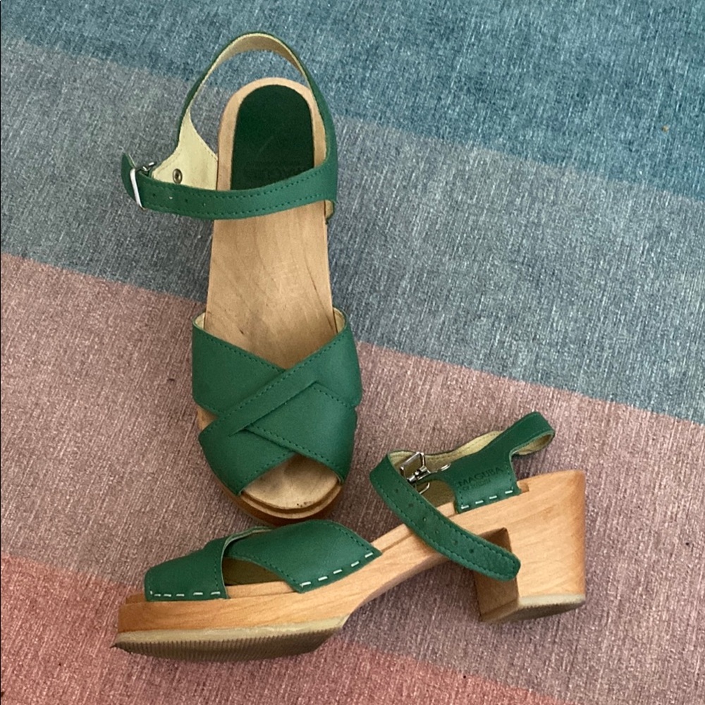 Green Maguba Leather Sandals